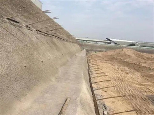 海晏河道边坡加固